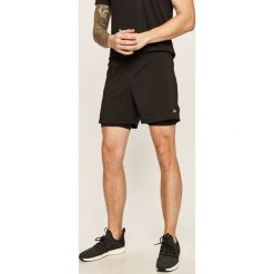 Reebok - Szorty. Czarne spodenki sportowe męskie Reebok, s, z poliesteru, sportowe. Za 159,90 zł.