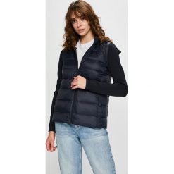 Tommy Hilfiger - Kurtka. Niebieskie kurtki damskie marki TOMMY HILFIGER, s, z elastanu, z kapturem. Za 899,90 zł.