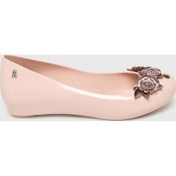 Melissa - Baleriny Ultragirl Flower. Różowe baleriny damskie marki Melissa, z materiału. Za 339,90 zł.