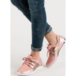 WSUWANE BUTY SPORTOWE. Szare buty sportowe damskie Merg, bez wzorów, bez zapięcia. Za 49,90 zł.