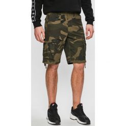 Produkt by Jack & Jones - Szorty. Zielone spodenki i szorty męskie marki PRODUKT by Jack & Jones, s, bez wzorów, z bawełny, casualowe. Za 129,90 zł.