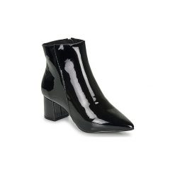 Botki Chattawak SABINE. Czarne botki damskie Chattawak, bez obcasa, bez zapięcia. Za 259,00 zł.