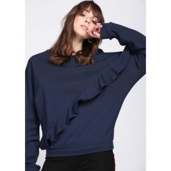 Granatowa Bluza Cherry Bomb. Czerwone bluzy damskie Born2be, l. Za 79,99 zł.