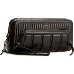 Torebka DKNY - Gansevoort-Mixed B R361110101 Black 001. Czarne torebki klasyczne damskie DKNY, bez wzorów, ze skóry, klasyczne, bez dodatków. W wyprzedaży za 549,00 zł.