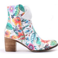 Botki - skóra naturalna - model 454 - kolor kwiatek. Botki damskie Zapato, na wiosnę, ze skóry, eleganckie, za kostkę, na wysokim obcasie, na obcasie, na zamek. W wyprzedaży za 339,00 zł.
