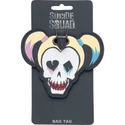 Suicide Squad Harley Quinn - Luggage Tag Wisiorek na torbę wielokolorowy. Szare łańcuszki męskie Suicide Squad. Za 32,90 zł.