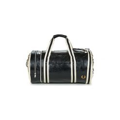 Torby sportowe Fred Perry CLASSIC BARREL BAG. Czarne torby podróżne marki Fred Perry, sportowe. Za 429,00 zł.