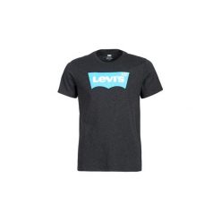 T-shirty z krótkim rękawem Levis HOUSEMARK GRAPHIC TEE. Szare t-shirty męskie marki Levi's®, s, bez wzorów, bez kołnierzyka, krótkie. Za 109,00 zł.