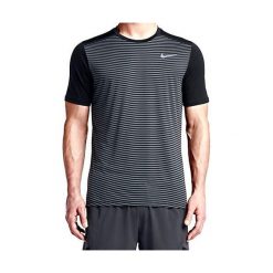 Nike DRI-FIT RACING PR SS, 10 | URUCHOMIENIE | MĘŻCZYZNA | TOP Z KRÓTKIM RĘKAWEM | CZARNY / ODBLASKOWY SILV | M. Czarne koszulki męskie Nike, m, bez wzorów, bez kołnierzyka, z krótkim rękawem, krótkie, do biegania, dri-fit (nike). W wyprzedaży za 279,54 zł.