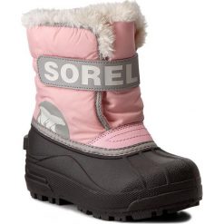 Śniegowce SOREL - Childrens Snow Commander NC1877 Cupid/Dove 651. Różowe kozaki dziewczęce marki Sorel, bez zapięcia. W wyprzedaży za 189,00 zł.
