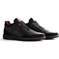 Skórzane sneakersy "Rhyl" w kolorze czarnym. Czarne sneakersy męskie Travelin', na sznurówki. W wyprzedaży za 299,95 zł.