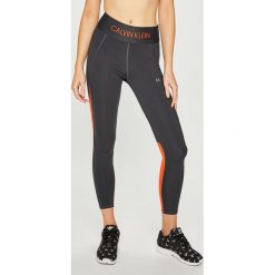 Calvin Klein Performance - Legginsy. Szare spodnie damskie Calvin Klein Performance, s, bez wzorów, z elastanu. W wyprzedaży za 179,90 zł.