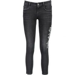 Cars-Jeans Dżinsy damskie Maren 9803601 Blackused (rozmiar 30). Jeansy damskie Cars Jeans, z jeansu. W wyprzedaży za 141,00 zł.