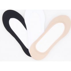Skarpetki balerinki 3 pack - Biały. Białe skarpetki damskie marki Reserved, bez wzorów. Za 29,99 zł.