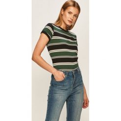 Brave Soul - T-shirt. Zielone topy damskie Brave Soul, s, bez wzorów, z bawełny, z okrągłym kołnierzem. Za 49,90 zł.