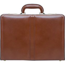 Neseser skórzany brązowy Reagan. Pomarańczowe torby męskie skórzane Mcklein, bez wzorów, ze skóry, eleganckie, duże. Za 749,00 zł.