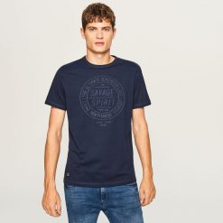 T-shirty męskie: T-shirt regular fit z haftem - Granatowy
