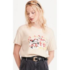 T-shirt ze świątecznym motywem - Beżowy. Brązowe t-shirty damskie Reserved, s, bez wzorów, wizytowe, bez kołnierzyka. Za 39,99 zł.