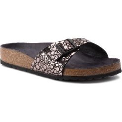 Klapki BIRKENSTOCK - Madrid Bs 1008803 Metallic Stones Black. Pomarańczowe klapki damskie Birkenstock, bez wzorów, ze skóry ekologicznej, bez obcasa. Za 269,00 zł.