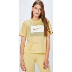 Nike Sportswear - Top. Żółte topy damskie Nike Sportswear, s, z nadrukiem, z poliesteru, z okrągłym kołnierzem. W wyprzedaży za 59,90 zł.