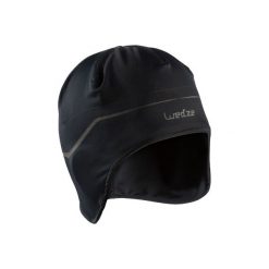 Czapka narciarska pod kask. Czarne czapki męskie marki WED'ZE, z elastanu. Za 39,99 zł.