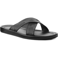Klapki KAZAR - Harry 29419-01-00 Black. Czarne klapki męskie Kazar, w paski, ze skóry. W wyprzedaży za 229,00 zł.