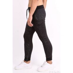 Spodnie sportowe WEATHER NAVY. Niebieskie jeansy męskie Spodnie sportowe WEATHER NAVY, xl, bez wzorów, z jeansu, sportowe. W wyprzedaży za 59,00 zł.