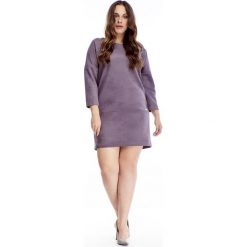 Zamszowa sukienka mini szary. Szare sukienki damskie Tagless, plus size, bez wzorów, z wiskozy, bez kołnierzyka, plus size, bez rękawów, mini. Za 144,43 zł.