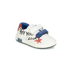 Buty Dziecko Chicco CASTER. Białe trampki chłopięce marki Chicco, bez wzorów, bez zapięcia. Za 239,00 zł.