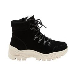 Duffy Buty Czarny female czarny 40. Czarne botki damskie Duffy, z syntetyku, bez obcasa, na sznurówki. Za 279,00 zł.