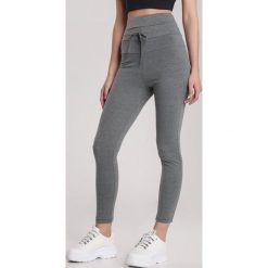 Ciemnoszare Legginsy Bolireisis. Szare legginsy damskie Renee, s, bez wzorów. Za 59,99 zł.