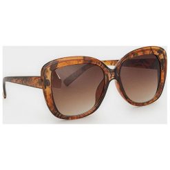 Parfois - Okulary. Pomarańczowe okulary przeciwsłoneczne damskie Parfois. W wyprzedaży za 29,90 zł.