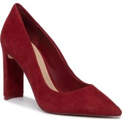Półbuty ALDO - Febriclya 61900539 40. Czerwone półbuty damskie ALDO, bez wzorów, z zamszu, eleganckie, bez obcasa, na obcasie, bez zapięcia. W wyprzedaży za 269,00 zł.