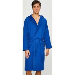 Emporio Armani - Szlafrok. Niebieskie szlafroki męskie marki Emporio Armani, s, z bawełny, z kapturem. W wyprzedaży za 479,90 zł.