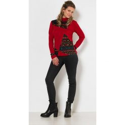 Koszulka w kolorze czerwonym. Czerwone koszulki damskie Coline, m. W wyprzedaży za 49,95 zł.
