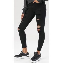 Czarne Spodnie Skinny Laimala. Czarne spodnie damskie Born2be. Za 89,99 zł.