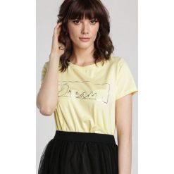Żółty T-shirt Ainara. Żółte bluzki damskie Renee, s, z nadrukiem, z jeansu, z okrągłym kołnierzem. Za 49,99 zł.