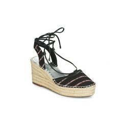 Sandały Karl Lagerfeld KAMINI MID STRIPE LOGO SLING. Czarne sandały damskie KARL LAGERFELD, bez wzorów, bez obcasa, bez zapięcia. W wyprzedaży za 567,20 zł.