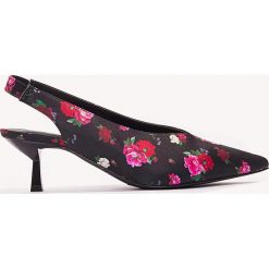 Czółenka: NA-KD Shoes Czółenka na niskim obcasie Plunge – Black,Multicolor