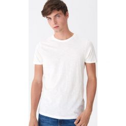 T-shirt z bawełny organicznej - Kremowy. Białe t-shirty damskie House, s, bez wzorów, z bawełny, bez kołnierzyka. W wyprzedaży za 19,99 zł.