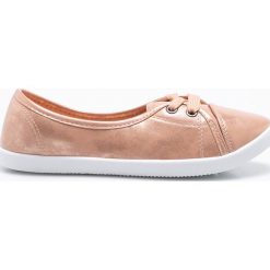 Haily's - Tenisówki Cherry. Różowe tenisówki damskie marki Haily's, z gumy, na sznurówki. W wyprzedaży za 59,90 zł.