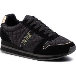 Sneakersy VERSACE JEANS COUTURE - E0VUBSA1 71174 899 Czarny. Czarne półbuty damskie Versace Jeans Couture, bez wzorów, z jeansu, bez obcasa, na koturnie, bez zapięcia. Za 569,00 zł.