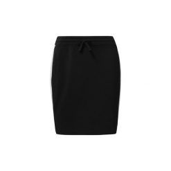 Spódnice krótkie Reebok Classic Spódnica Jersey. Czarne spódniczki damskie marki Reebok Classic, s, bez wzorów, z jersey, krótkie, mini. Za 149,00 zł.