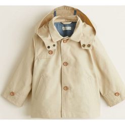Mango Kids - Trencz dziecięcy Logan 80-104 cm. Kurtki chłopięce Mango Kids, bez wzorów, z bawełny, krótkie, z kapturem. W wyprzedaży za 59,90 zł.