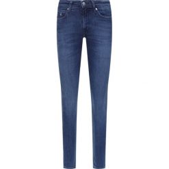 Jeansy Skinny Fit Calvin Klein Jeans J20J213896. Niebieskie jeansy damskie Calvin Klein Jeans. W wyprzedaży za 309,00 zł.