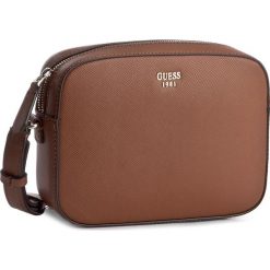Torebka GUESS - Kamryn HWVG66 91120 COG. Brązowe listonoszki damskie marki Guess, z aplikacjami. Za 399,00 zł.
