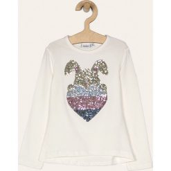 Blukids - Longsleeve dziecięcy 98-134 cm. Białe bluzki dziewczęce Blukids, z aplikacjami, z elastanu, z okrągłym kołnierzem, z długim rękawem, długie, bez kaptura. Za 39,90 zł.