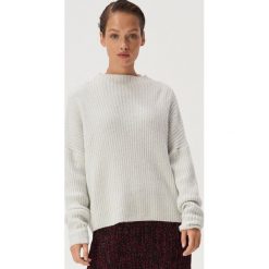 Połyskujący sweter - Kremowy. Białe swetry damskie Sinsay, s, bez wzorów, bez rękawów, bez kaptura. Za 59,99 zł.