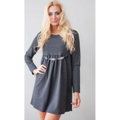 Ciemnoszara Sukienka F287. Szare sukienki damskie Fasardi, bez wzorów, bez kołnierzyka, bez rękawów. Za 39,00 zł.
