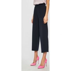 Vero Moda - Spodnie. Niebieskie legginsy damskie Vero Moda, s, bez wzorów, z elastanu. W wyprzedaży za 79,90 zł.